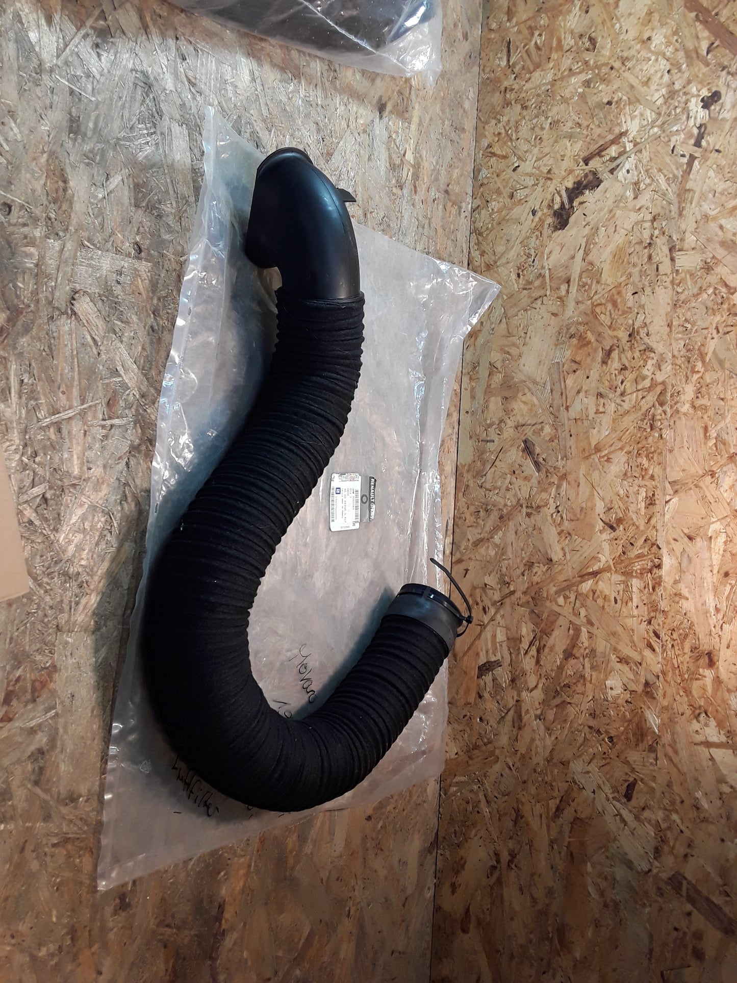 Movano A 1,9/2,2/2,5/2,8 DTi Luftkanal Rohr Schlauch Saugrohr an Luftfilter original GM Opel NEU