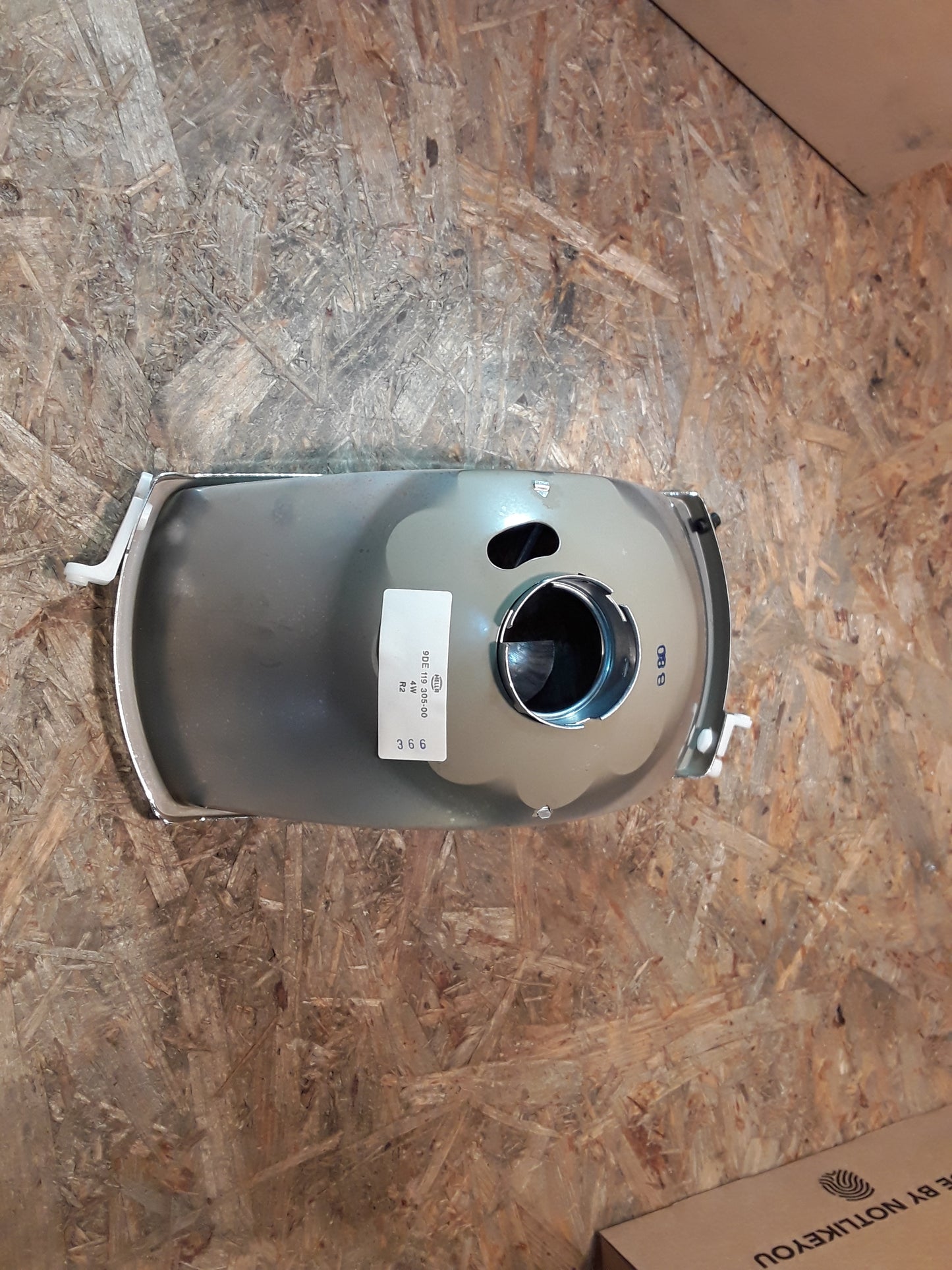 Mercedes Benz Reflektor original Hella NEU