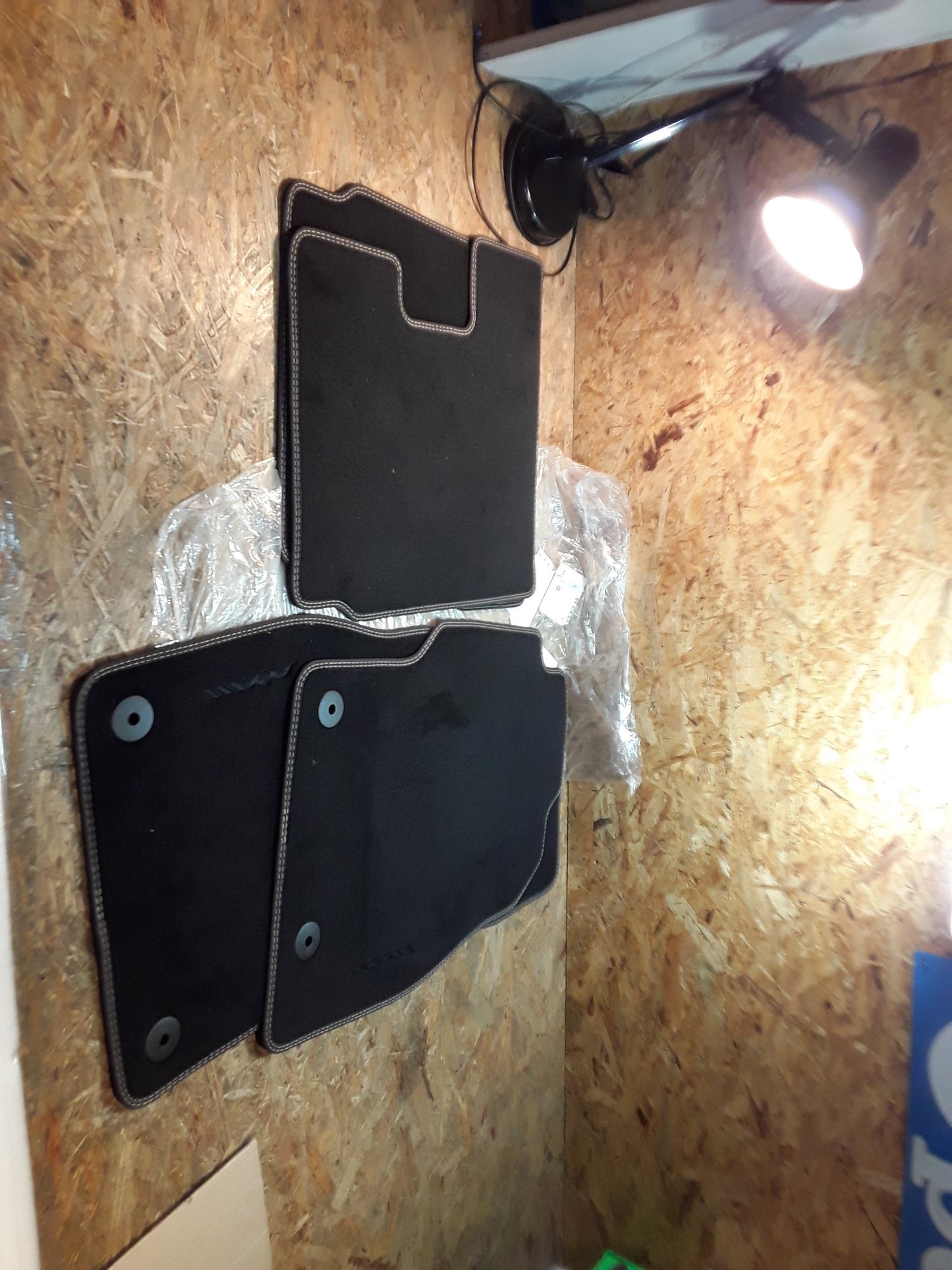 Adam Satz Fußmatten Velour original GM Opel NEU