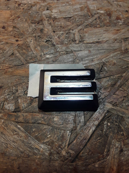 Kadett E Emblem original GM Opel NEU