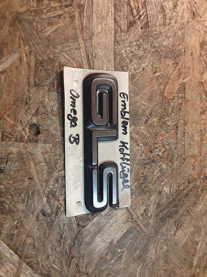 Omega B Emblem an Kotflügel original GM Opel NEU