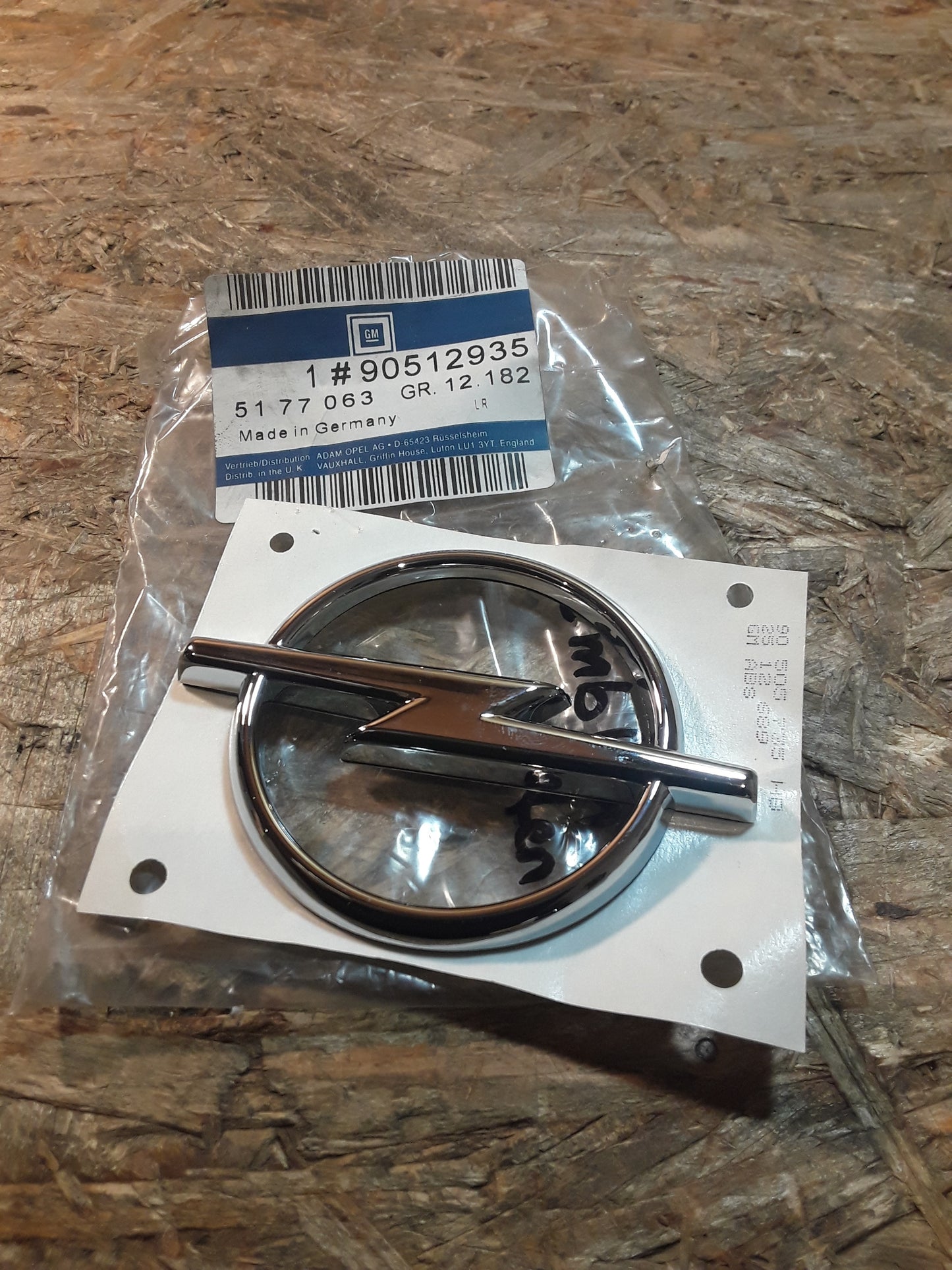Vectra B Emblem hinten original GM Opel NEU