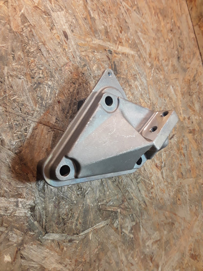 Corsa B Tigra A Halter Motoraufhängung vorne rechts original GM Opel NEU