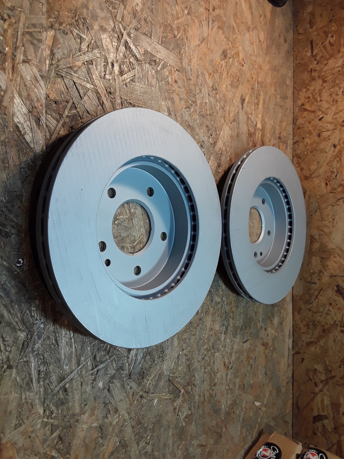 Mercedes C-Klasse W202 Bremsscheiben 284mm Durchmesser 112mm Lochkreis  belüftet original Zimmermann NEU