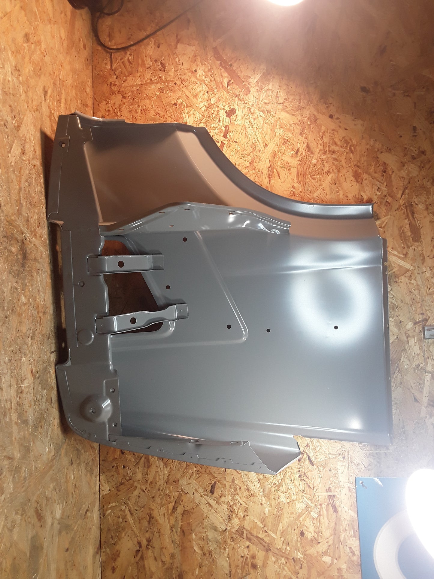 Mercedes T1 CW601/ W602/ W611 Kotflügel vorne links original Mercedes NEU