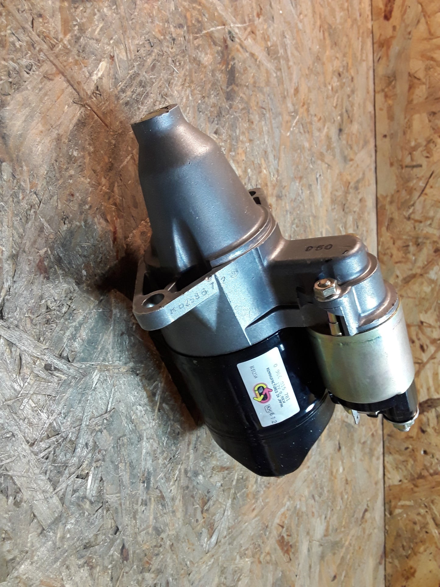 Daihatsu Cuore Anlasser original Bosch NEU