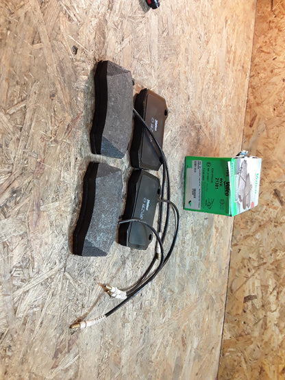 Alfa Romeo Chrysler Peugeot Bremsbackensatz Scheibenbremsen original Valeo NEU