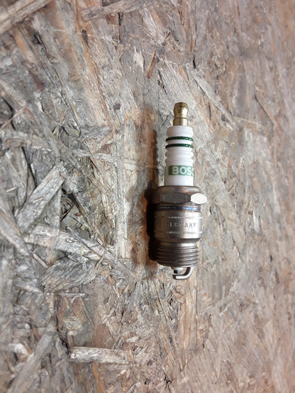 Ford Granada/ Scorpio/ Sierra/ MK1/ MK2 Taunus Cansul Capri Capri2 Zündkerze original Bosch NEU