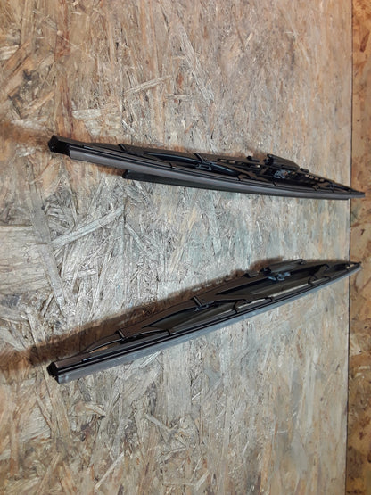 Citroen Lancia Fiat Peugeot Wischerarme mit Spoiler original Bosch NEU