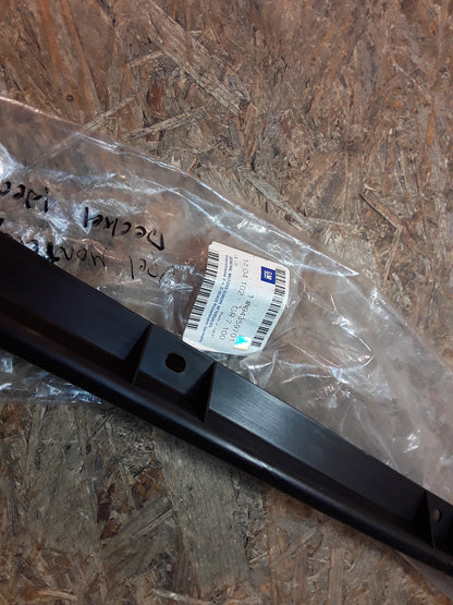 Monterey 92-97 Bj Deckel Heckverkleidung original GM Opel NEU