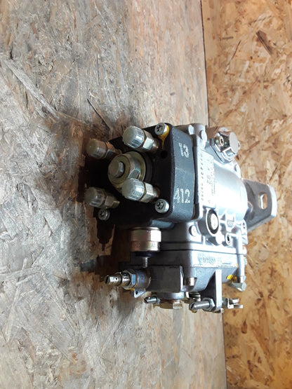 Original GM Opel Ascona C Kadett E 16D 16DA Bosch Einspritzpumpe Neu