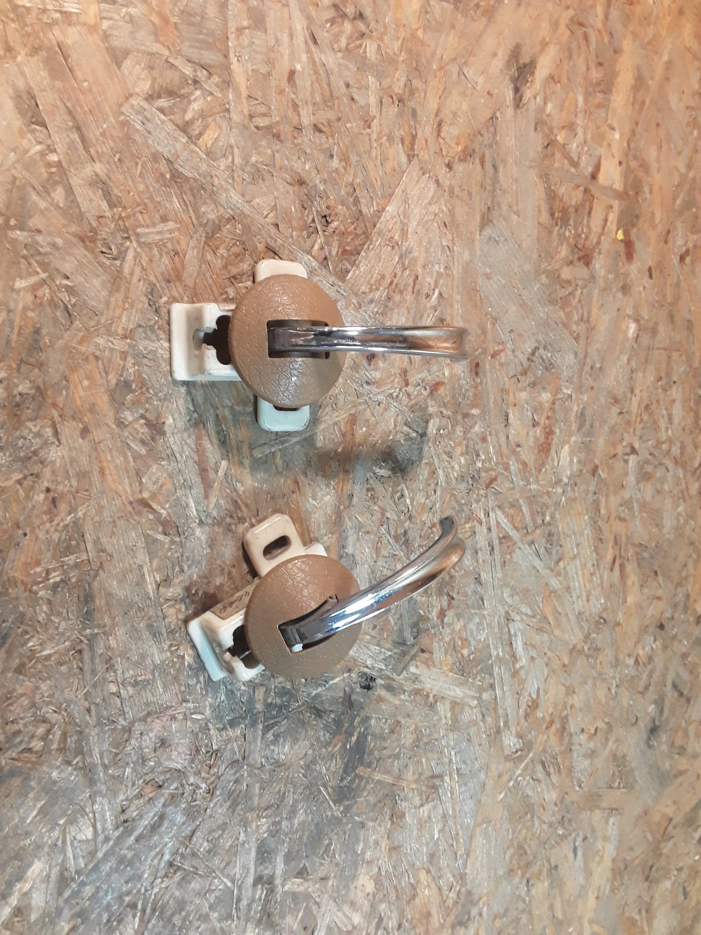 Kadett B Türöffnerset innen, braune Blende original GM Opel NEU
