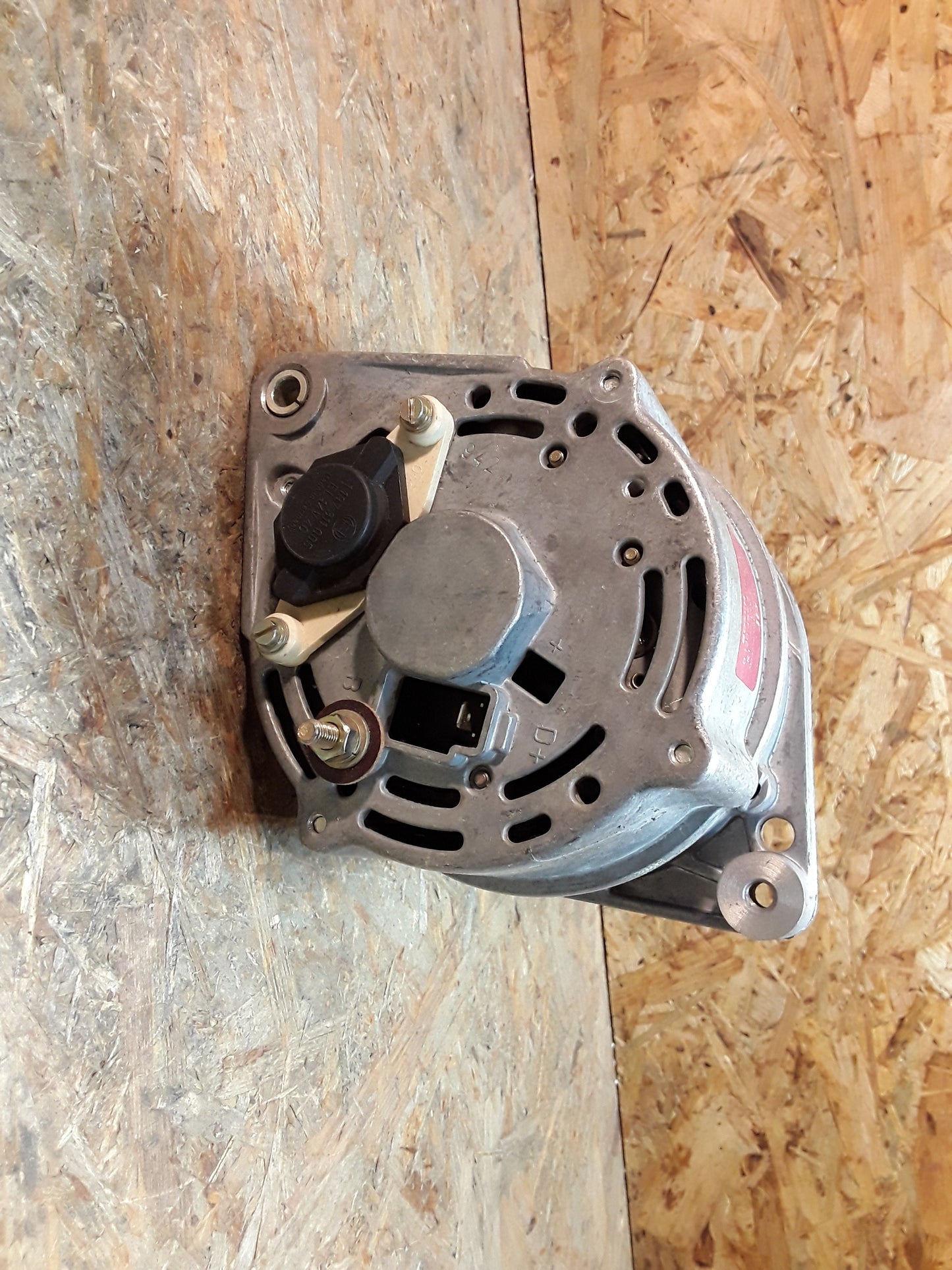 Kadett E 1,8l Lichtmaschine 14V 23/55A  original GM Opel NEU