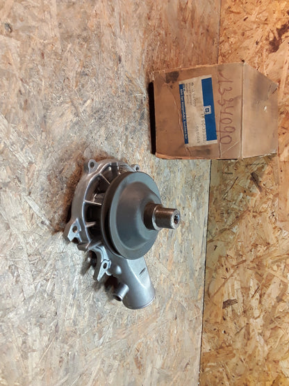 Kadett C 1.6/1.9/2.0 Wasserpumpe original GM Opel NEU
