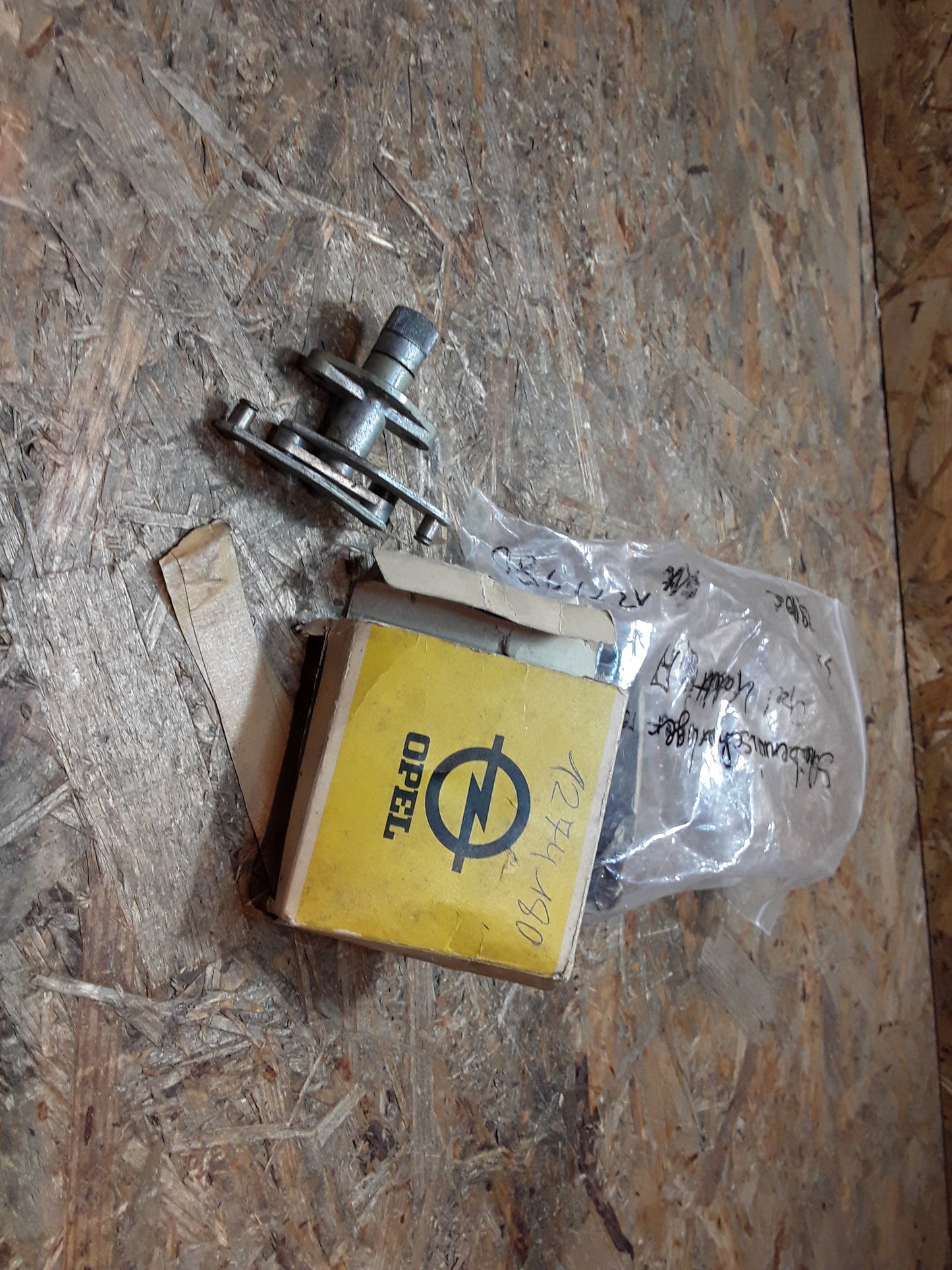 Kadett A Scheibenwischerlager rechts original GM Opel NEU