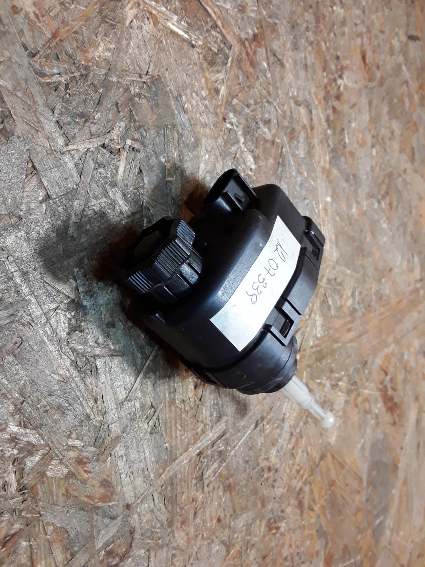 Astra F Stellmotor Leuchtweitenregulierung original GM Opel NEU