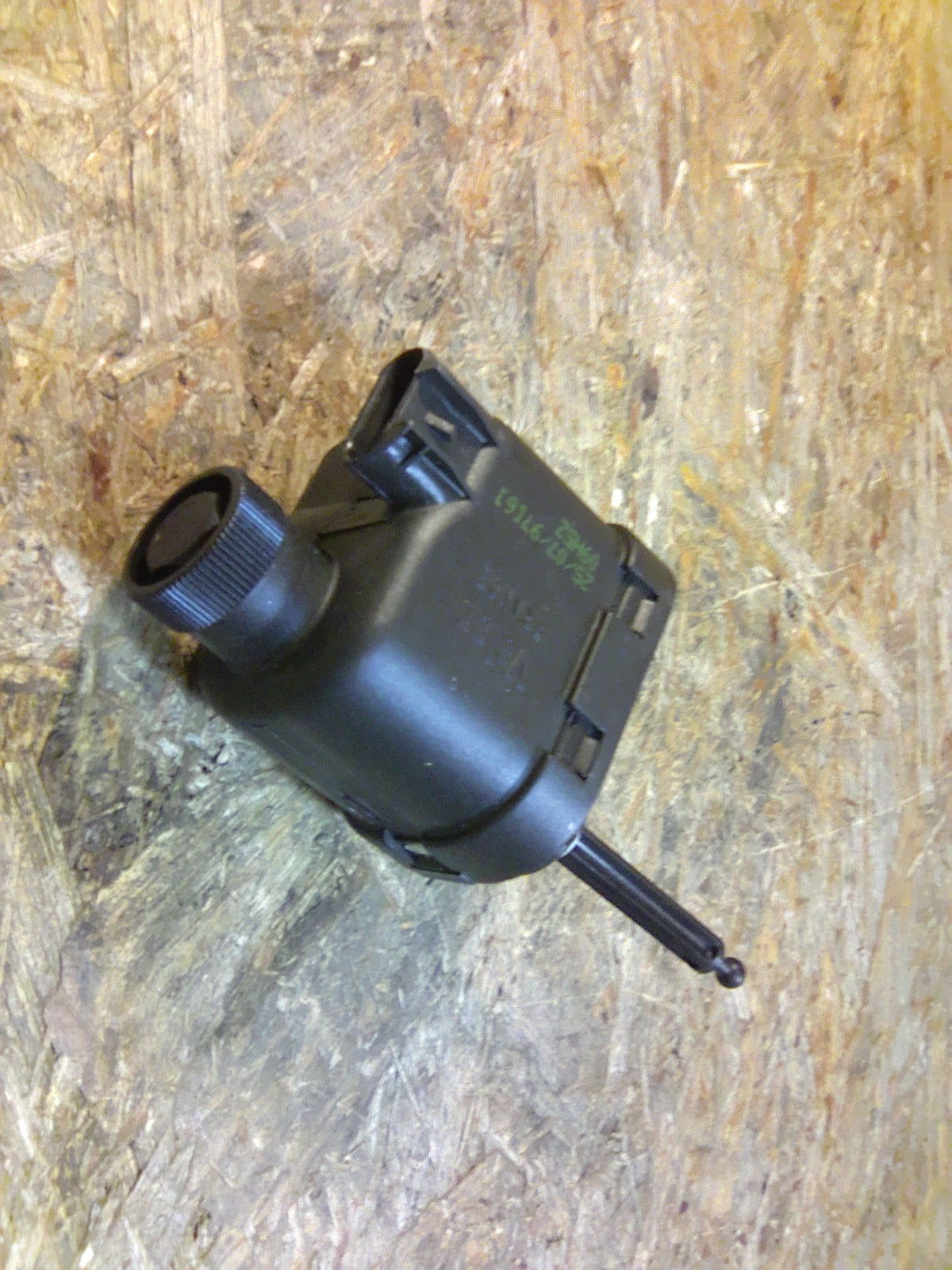 Omega A Stellmotor Leuchtweitenregulierung original GM Opel NEU