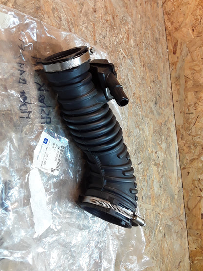 Astra K 1,4 Motor in Beschreibung Lufteinlass Turbo original GM Opel NEU