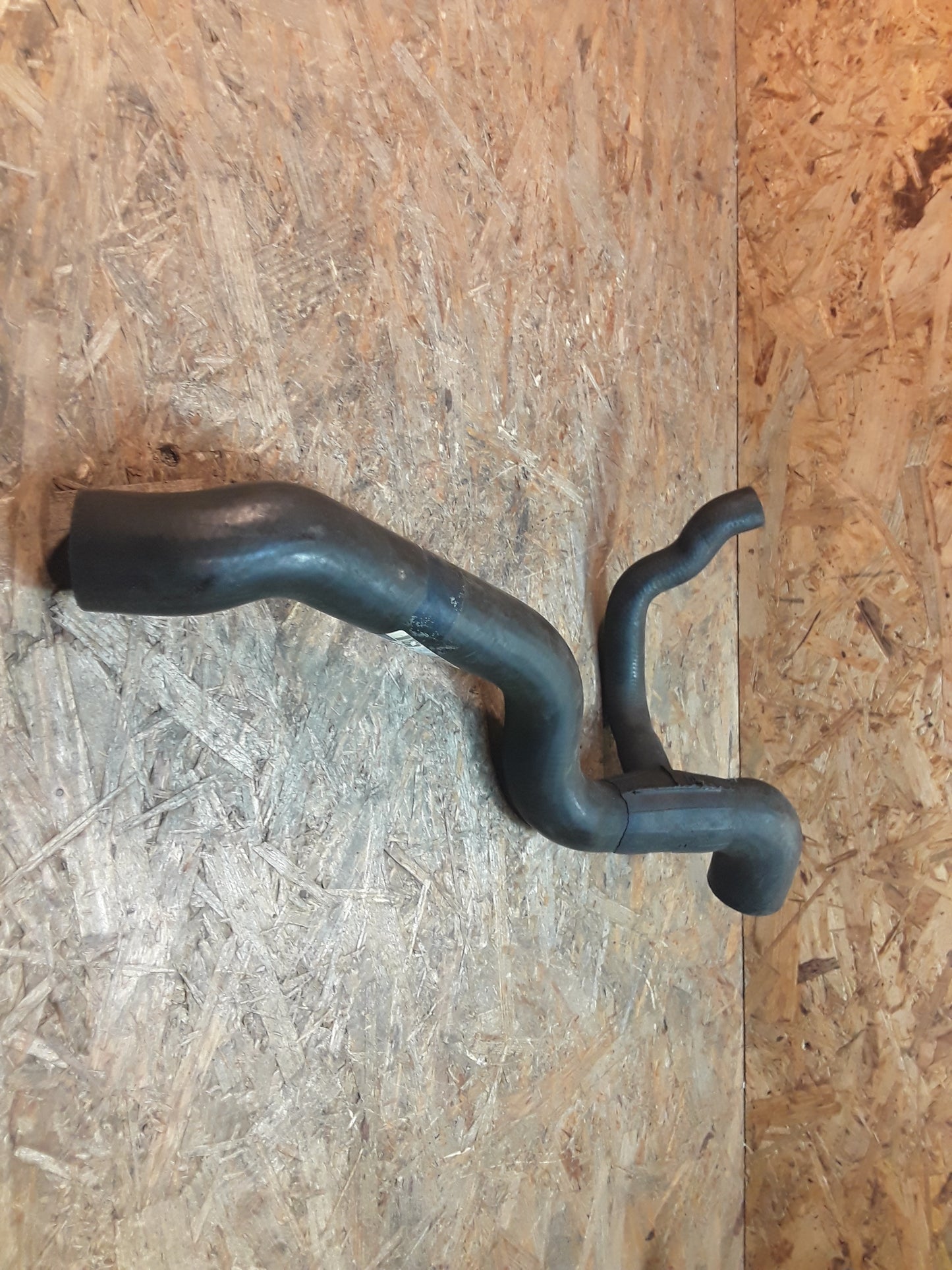 Kadett E Kühlerschlauch original GM Opel NEU