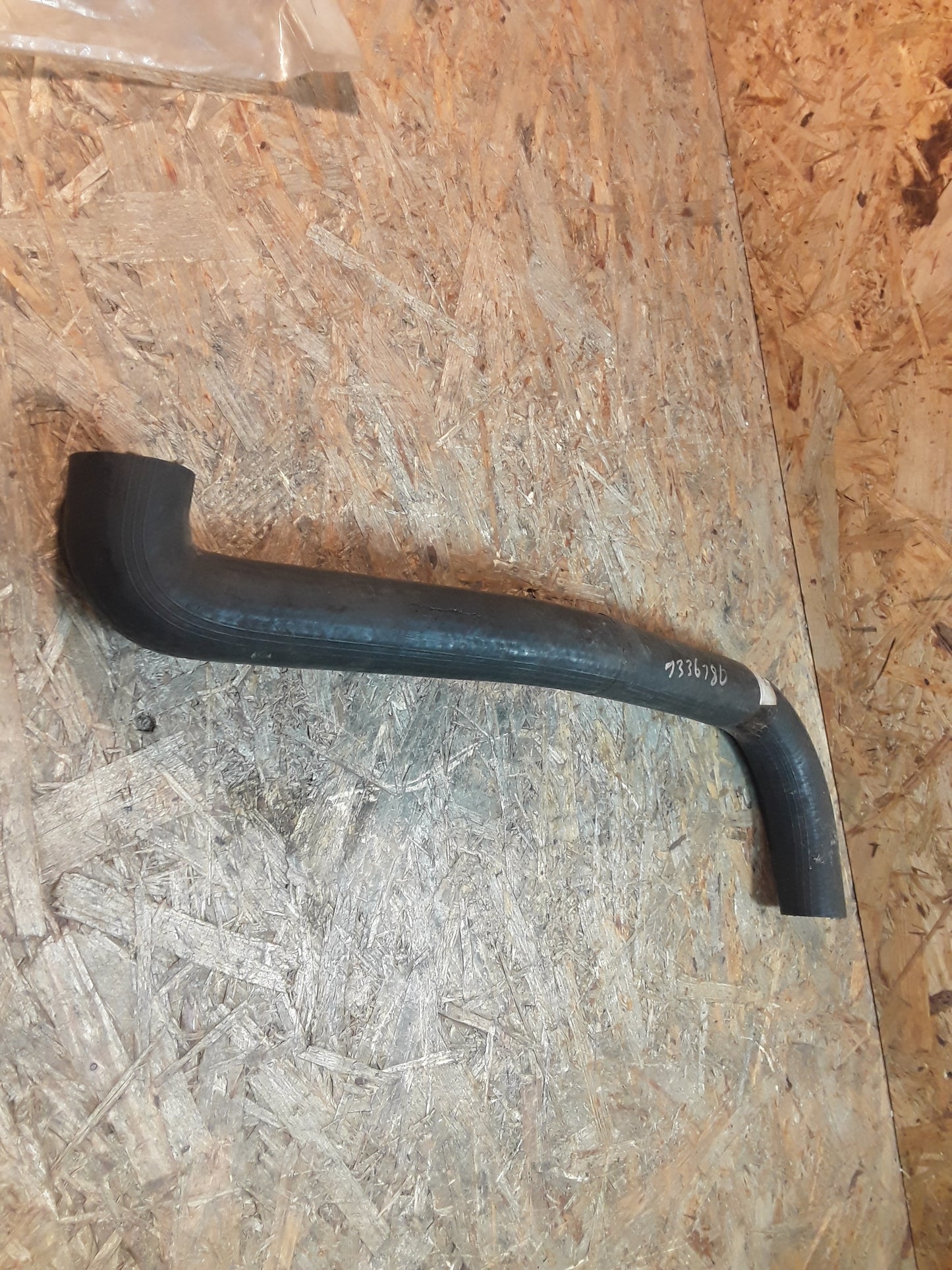 Rekord D Kühlerschlauch oben original GM Opel NEU