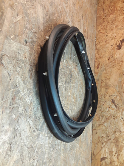 Astra F SportsTourer Gummidichtung Tür hinten links original GM Opel NEU