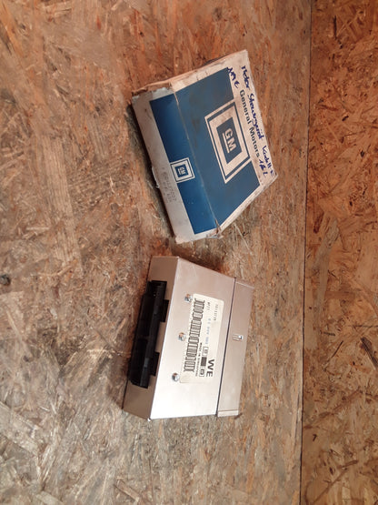 Kadett E 1,6l Motorsteuergerät original GM Opel NEU