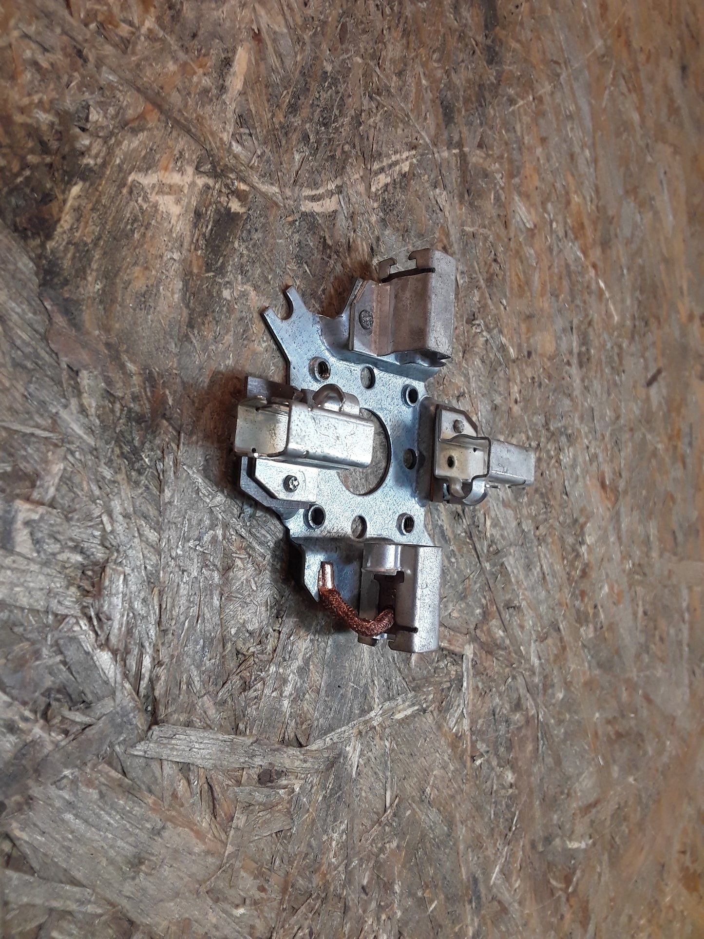 Senator A Halter Kohlebürsten original Bosch NEU