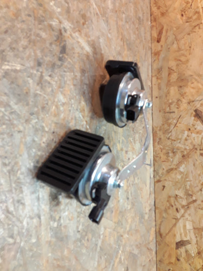 Corsa D Hupe Doppelhorn original GM Opel NEU