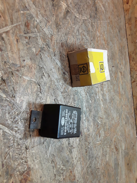 Omega A Senator B Relais Wischer original GM Opel NEU
