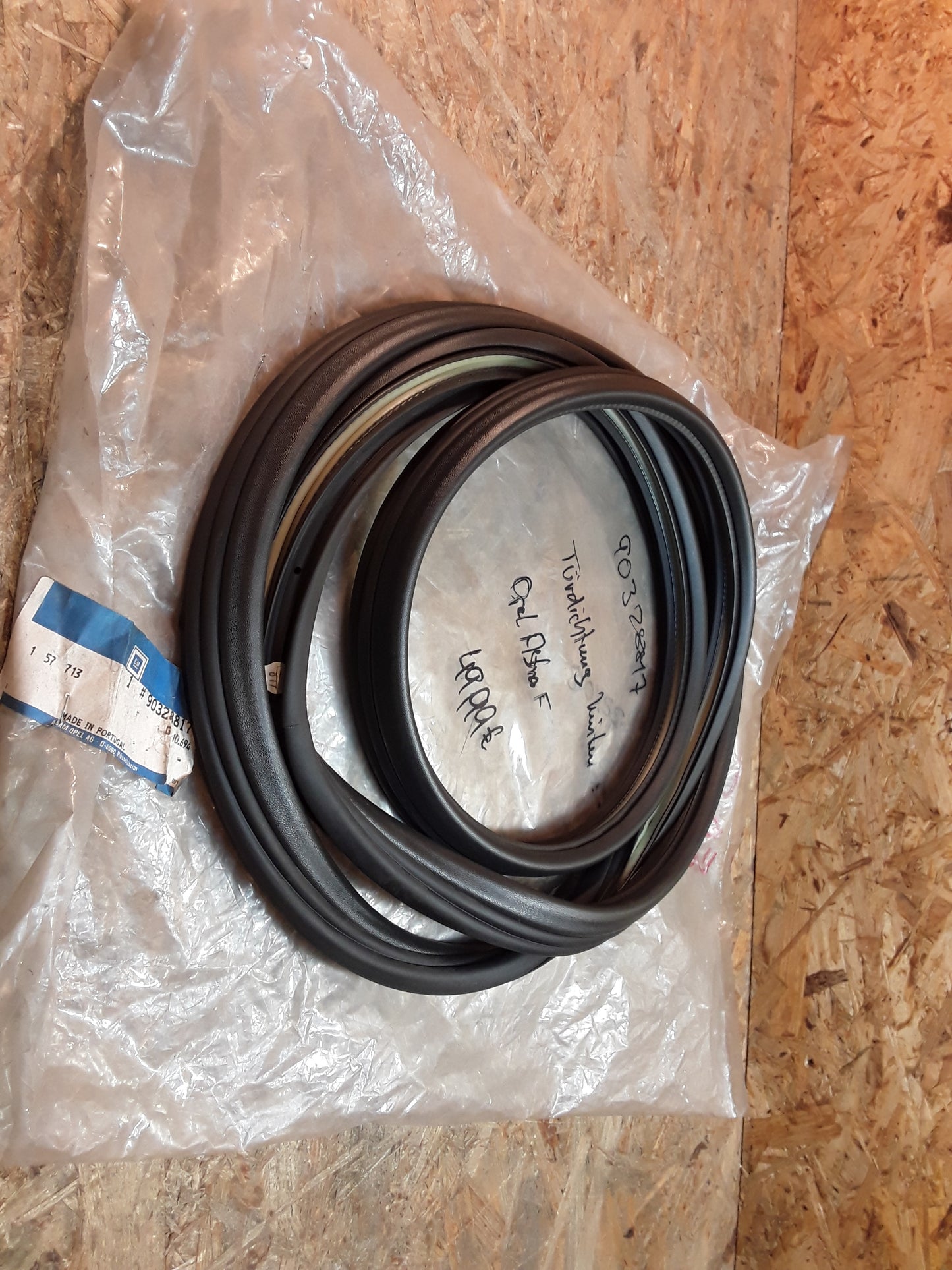 Astra F Abdichtung Türe hinten original GM Opel NEU