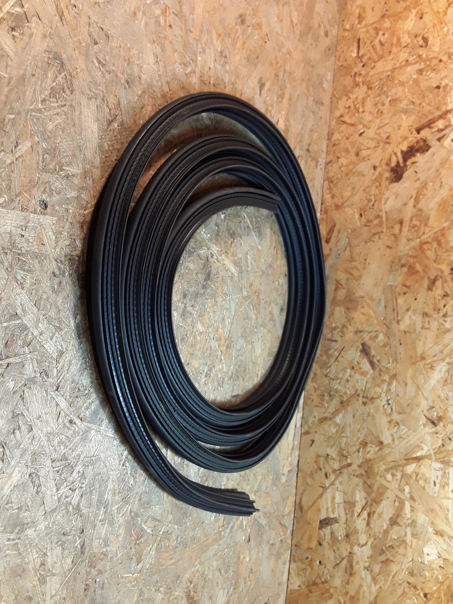 Astra F Caravan Abdichtung Heckklappe original GM Opel NEU