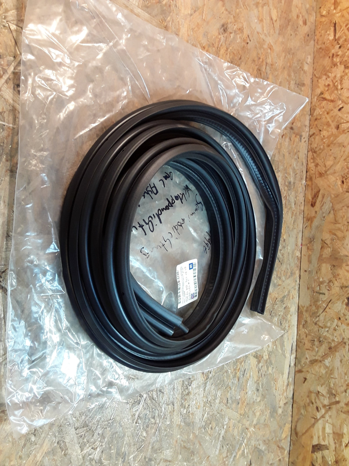 Astra H 3/5-Türer Abdichtung Heckklappe original GM Opel NEU