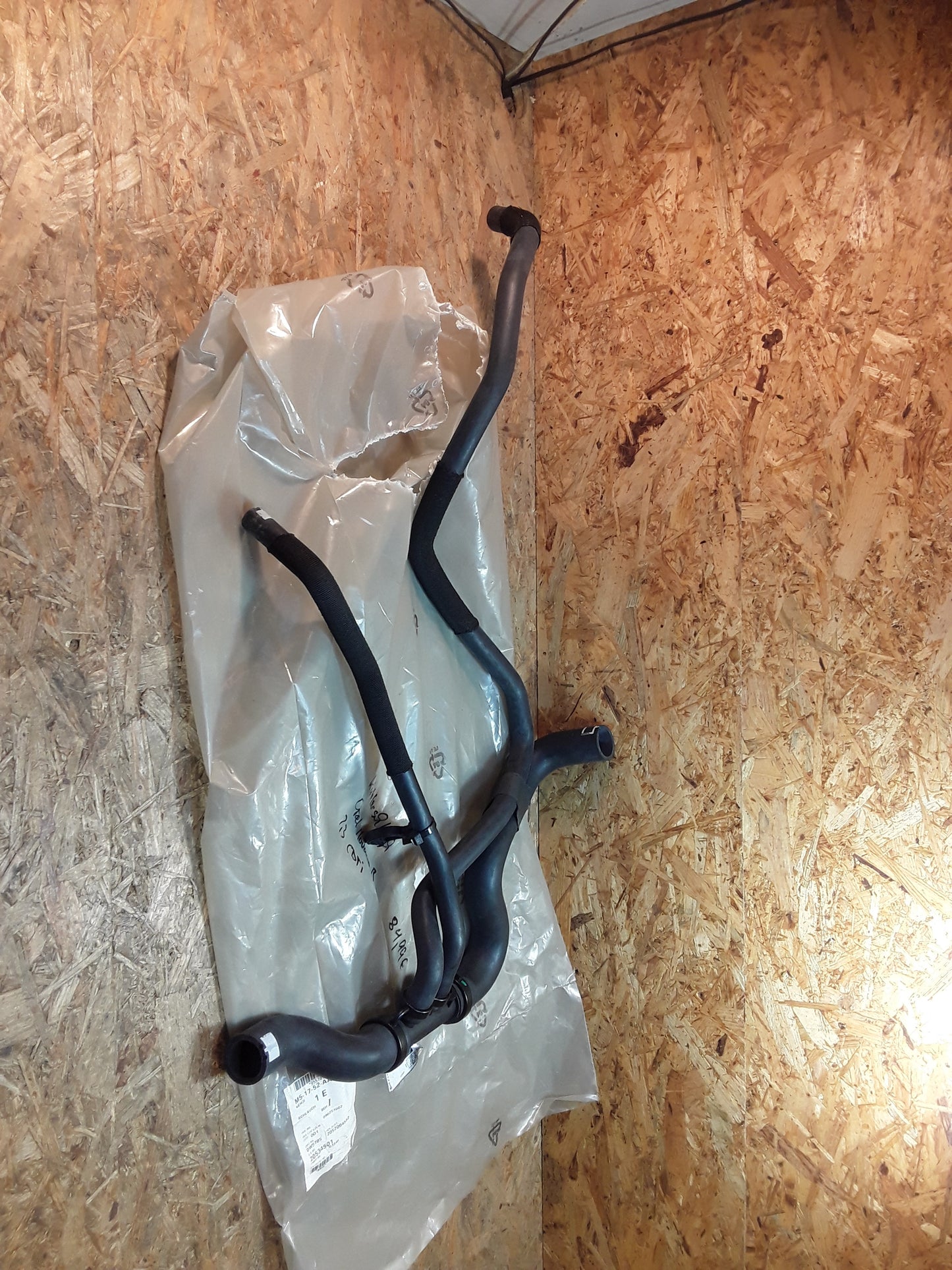 Movano B 2,3CDTi Kühlerschlauch original GM Opel NEU
