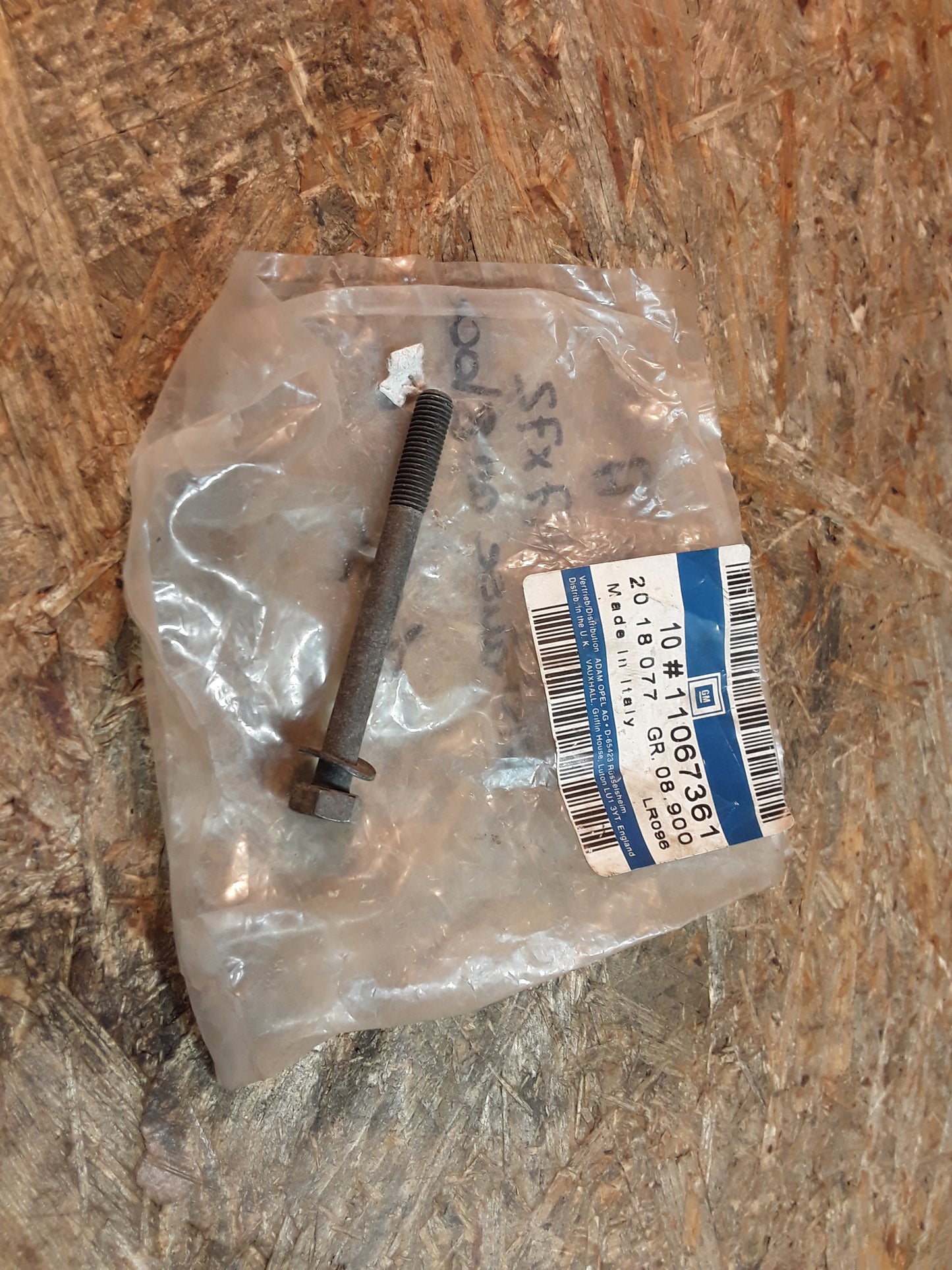 Omega A Schraube M7x72 Gehäuse an Block original GM Opel NEU