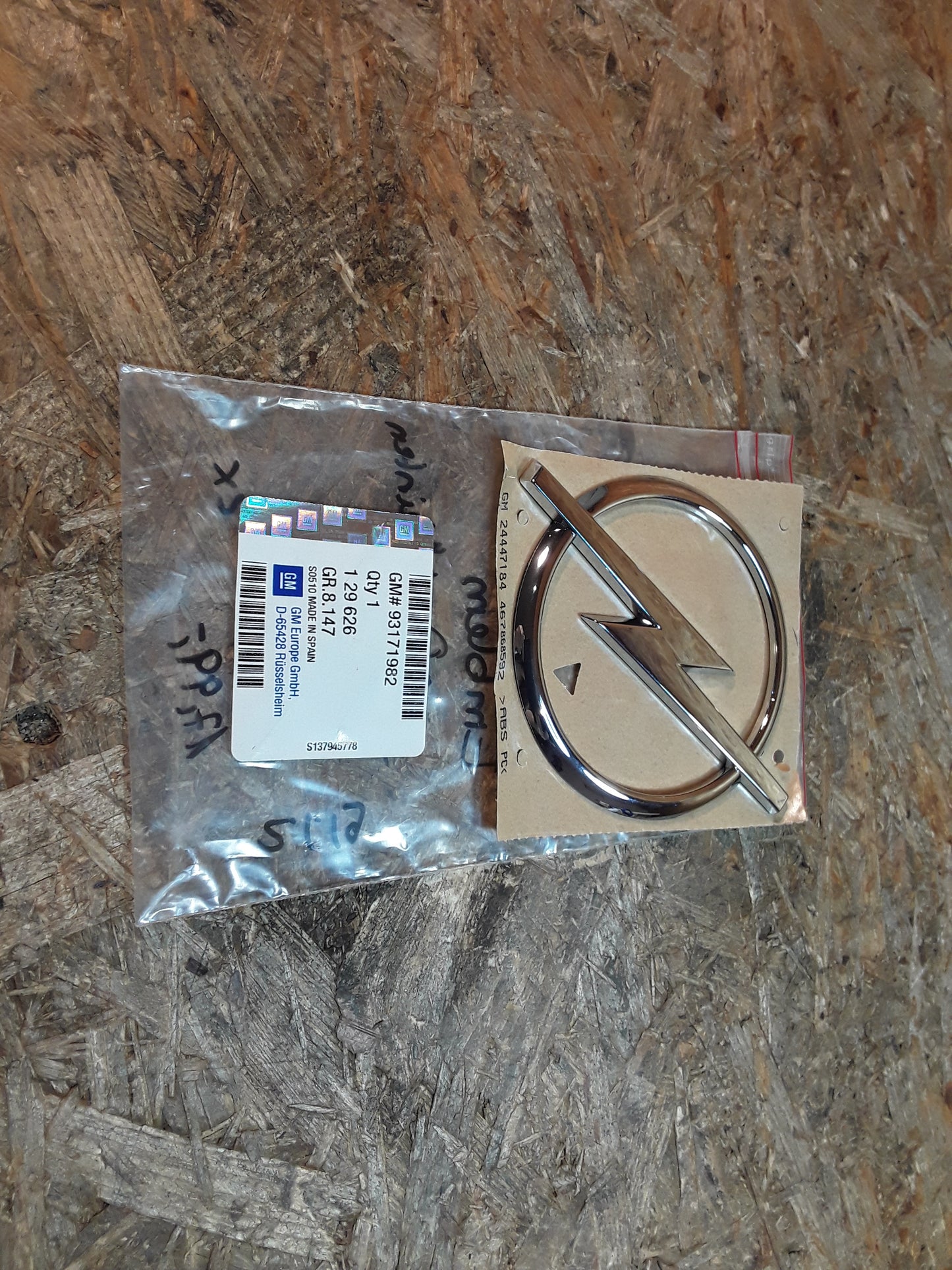 Vectra C Emblem hinten original GM Opel NEU