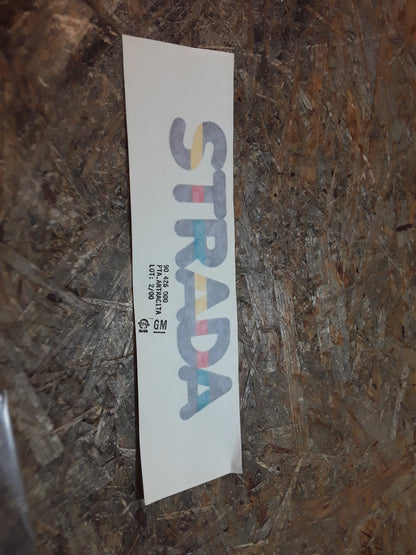 Corsa A CC Schriftzug selbstklebend "Strada" grau/bunt original GM Opel NEU