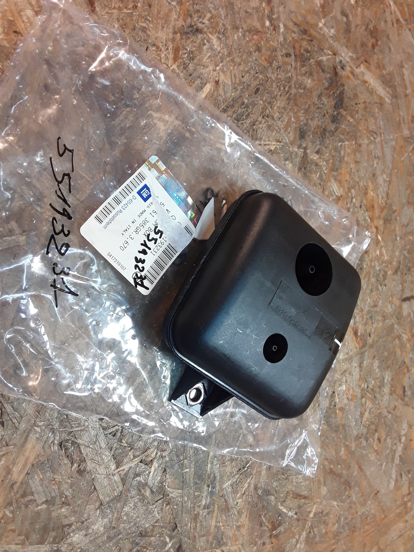 Astra H/J Corsa D Meriva B 1,3CDTi Unterdruckdose Behälter original GM Opel NEU