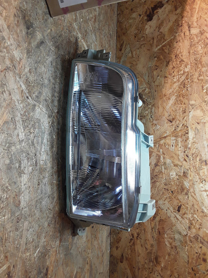 Renault 21 Limo/ Kasten/ Kombi/ Schrägheck Scheinwerfer links mit Lampenträger H4 original TYC NEU
