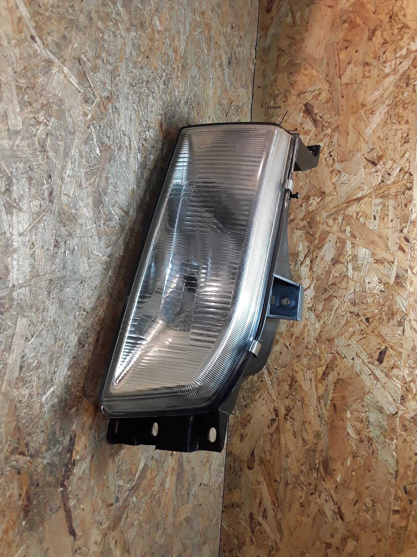 Hyundai Pony 90-95 Scheinwerfer rechts original TYC NEU