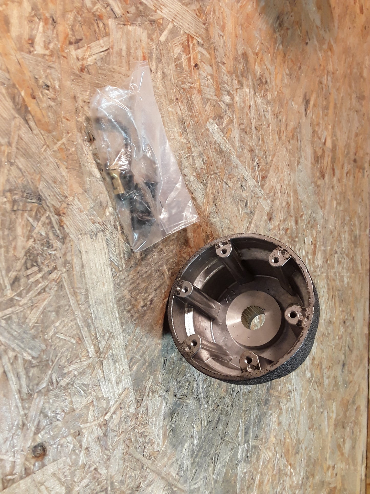 Ford Lenkradnabe original SELM NEU
