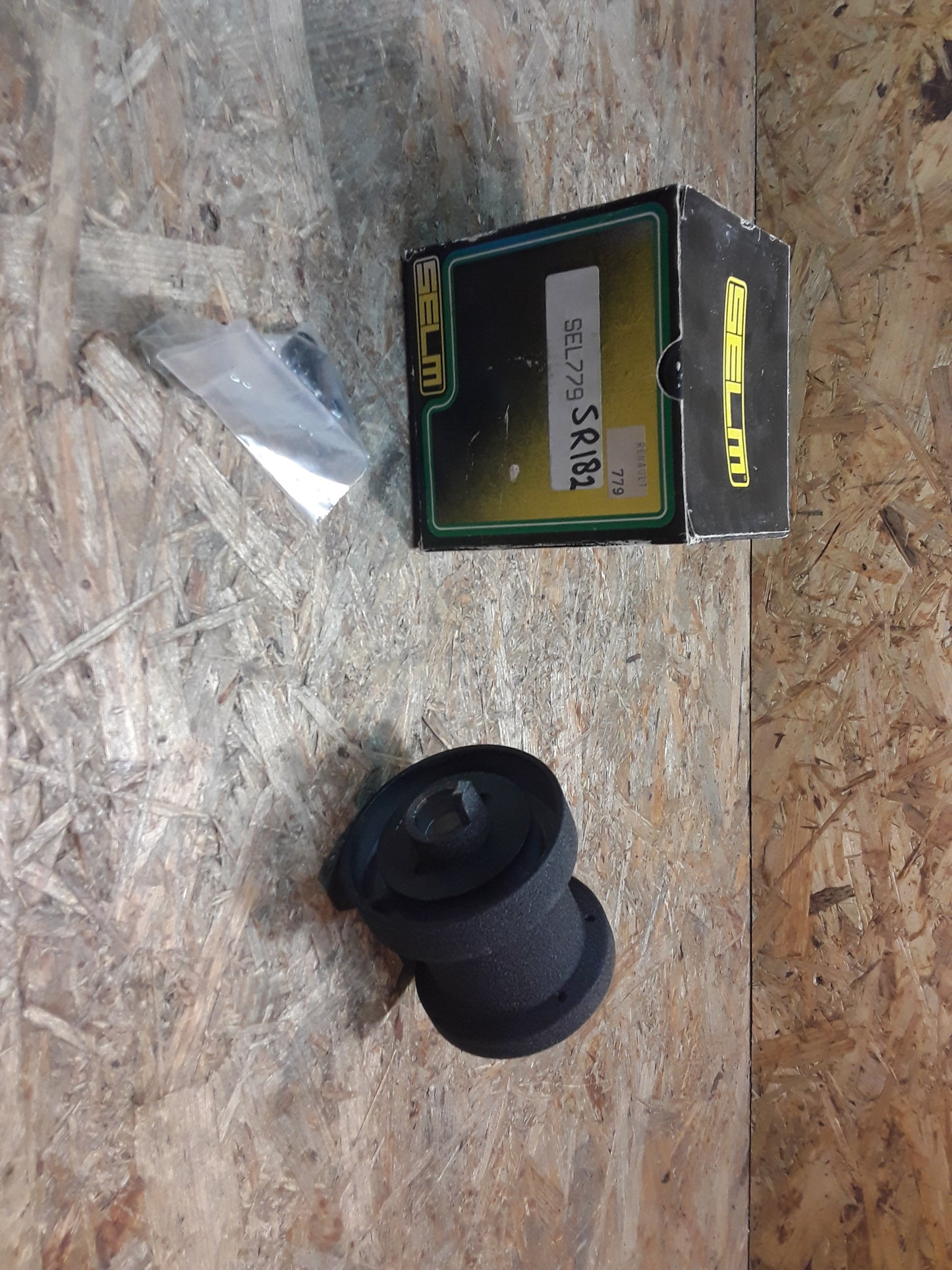 Renault Lenkradnabe original SELM NEU
