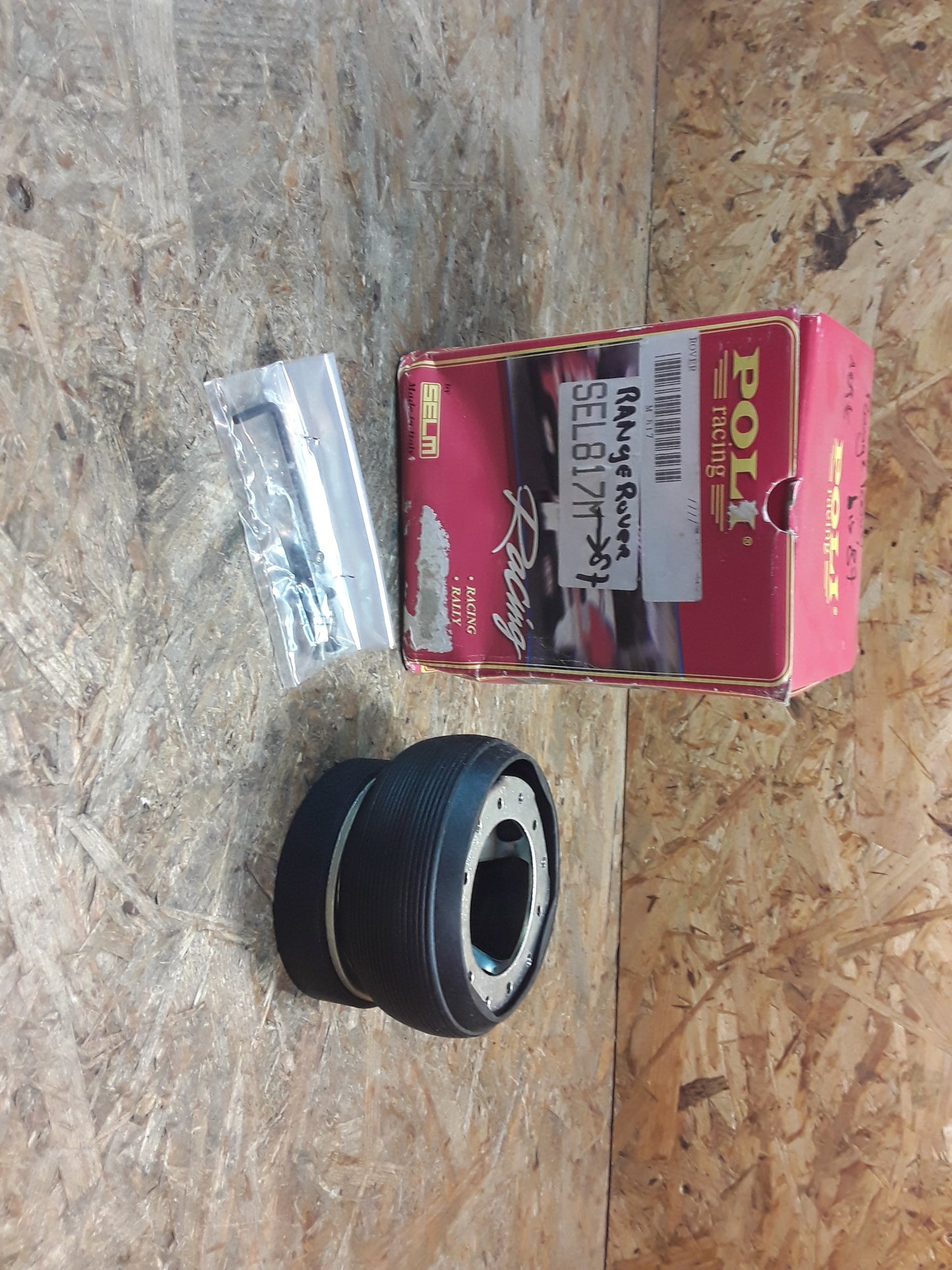Range Rover bis Bj 87... Lenkradnabe original PoliRacing NEU