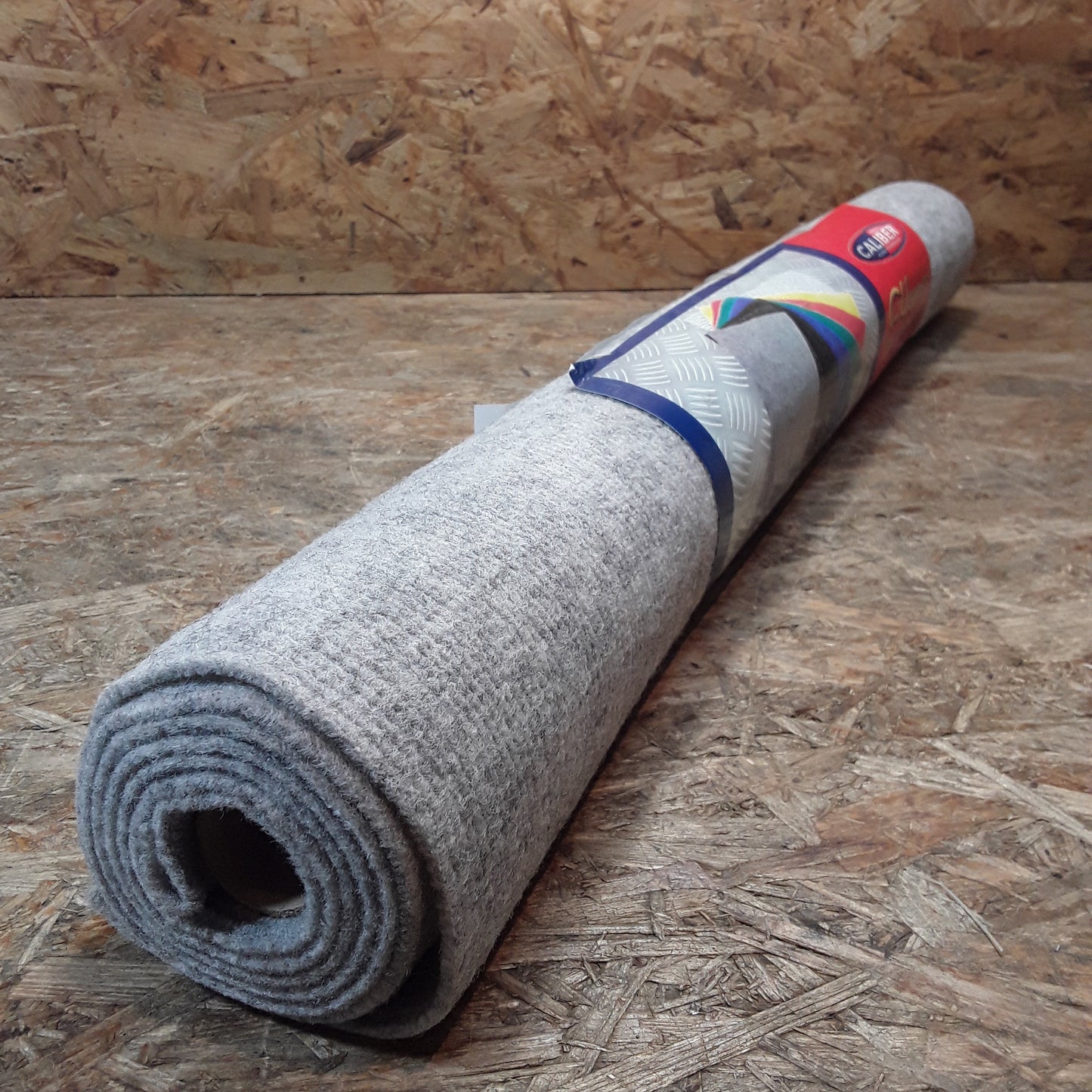 Diverse Fahrzeuge Ablagestoff "Stretch Carpet" 75x130cm Hellgrau original Caliber NEU