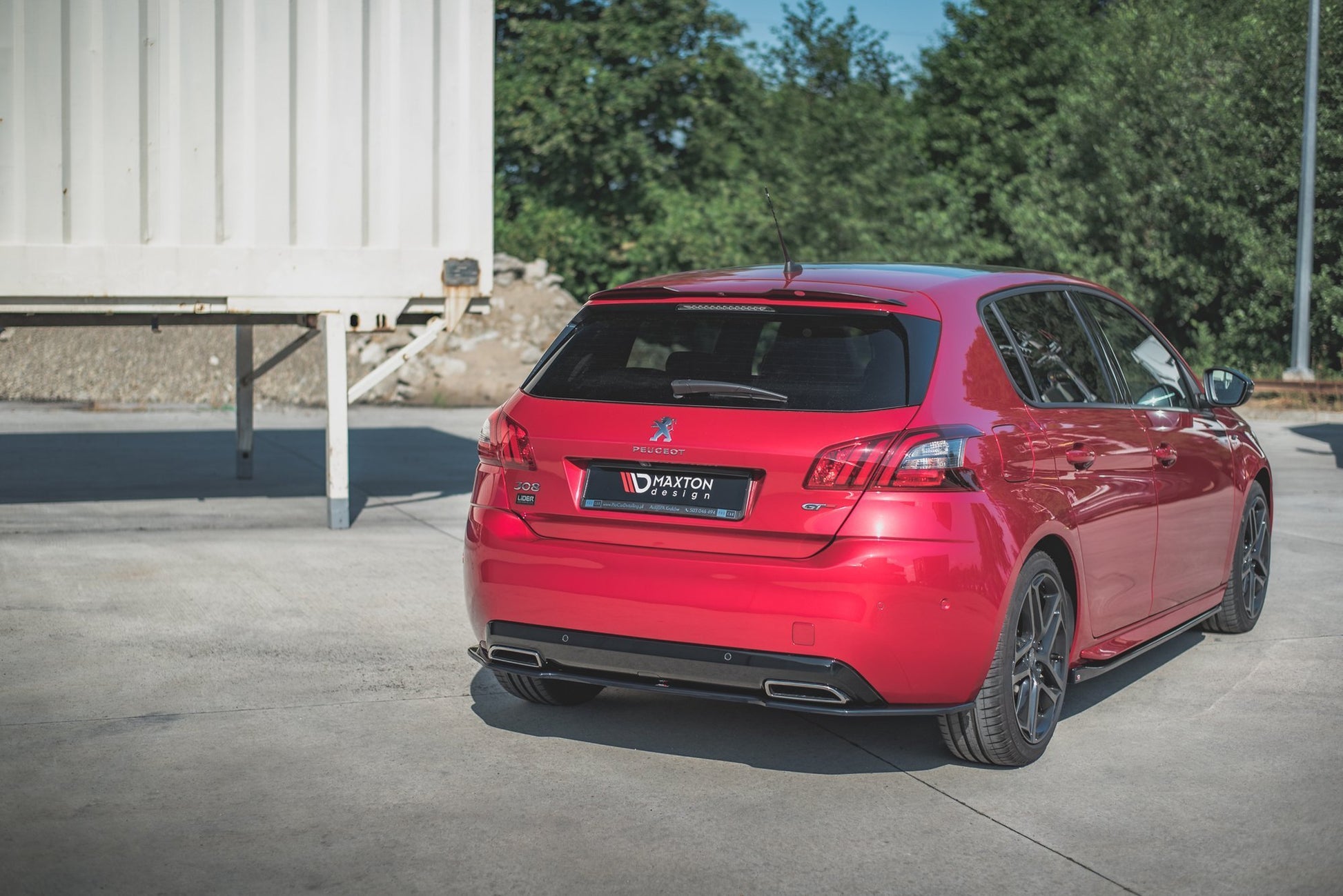 Mittlerer Diffusor Heck Ansatz für Peugeot 308 GT Mk2 Facelift schwarz matt