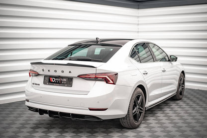 Heckscheiben Spoiler für Skoda Octavia Liftback Mk4 Carbon Look