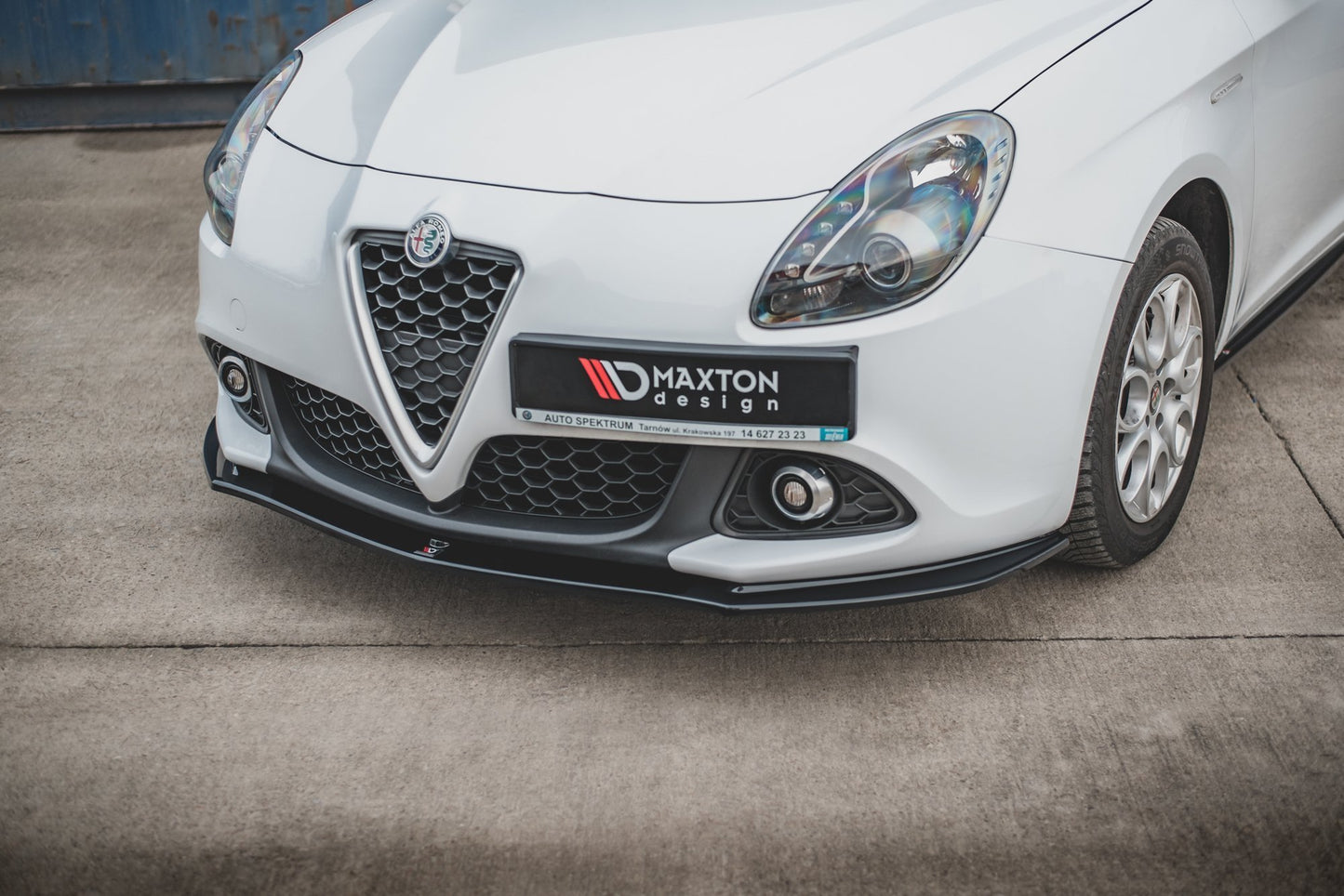 Front Ansatz V.2 für Alfa Romeo Giulietta  schwarz Hochglanz