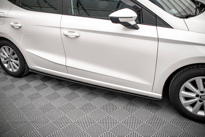Seitenschweller Ansatz für V.1 für Seat Ibiza FR/ Standard Mk5 schwarz Hochglanz