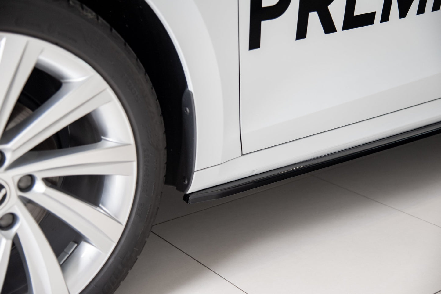 Seitenschweller Ansatz für V.2 für Skoda Octavia Mk4  schwarz matt