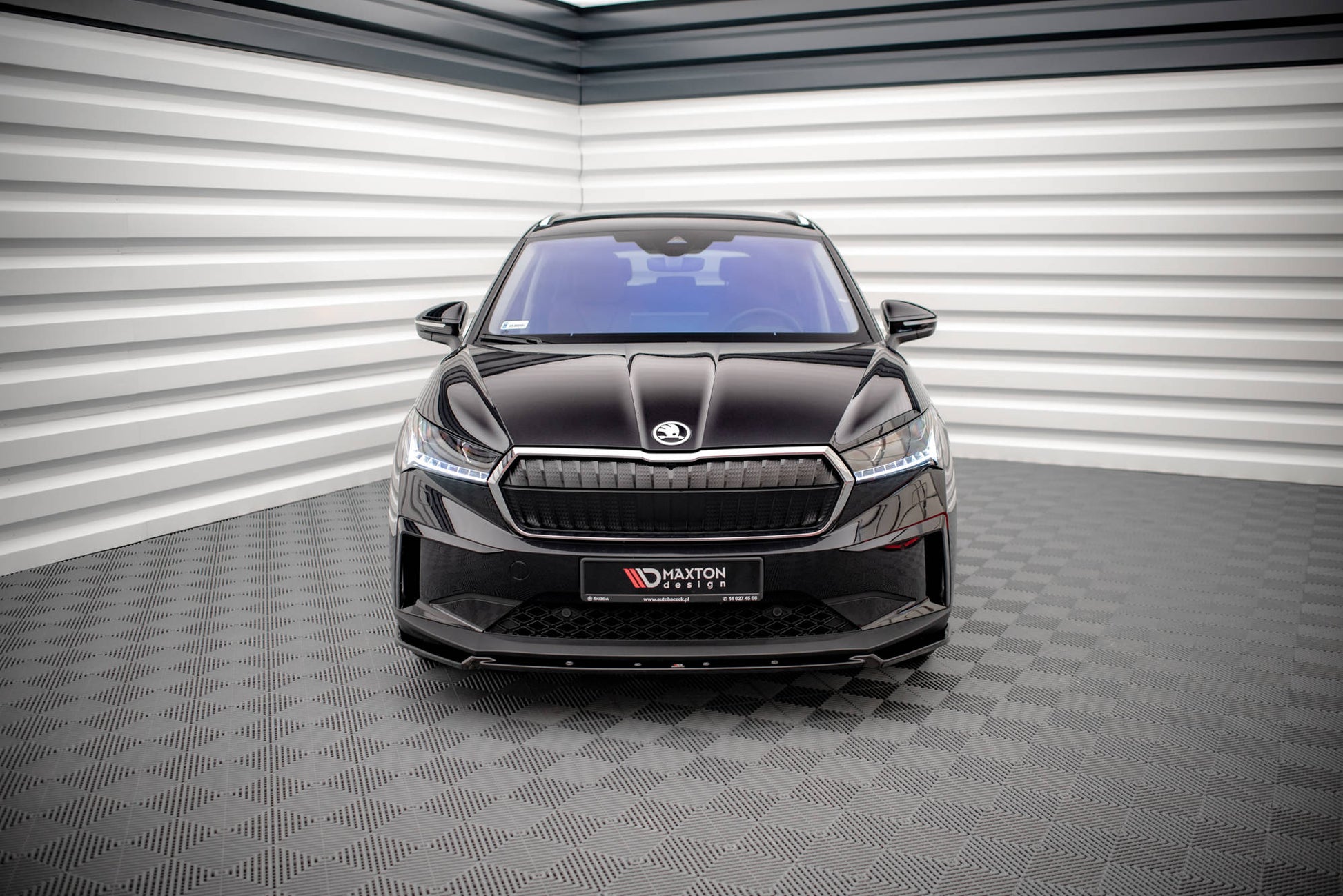 Front Ansatz V.2 für Skoda Enyaq iV Carbon Look
