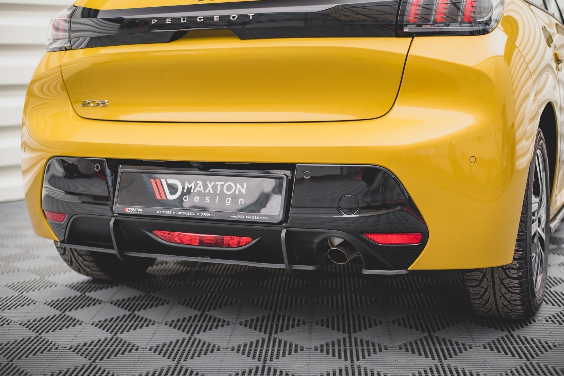 Robuste Racing Heckschürze für Peugeot 208 Mk2